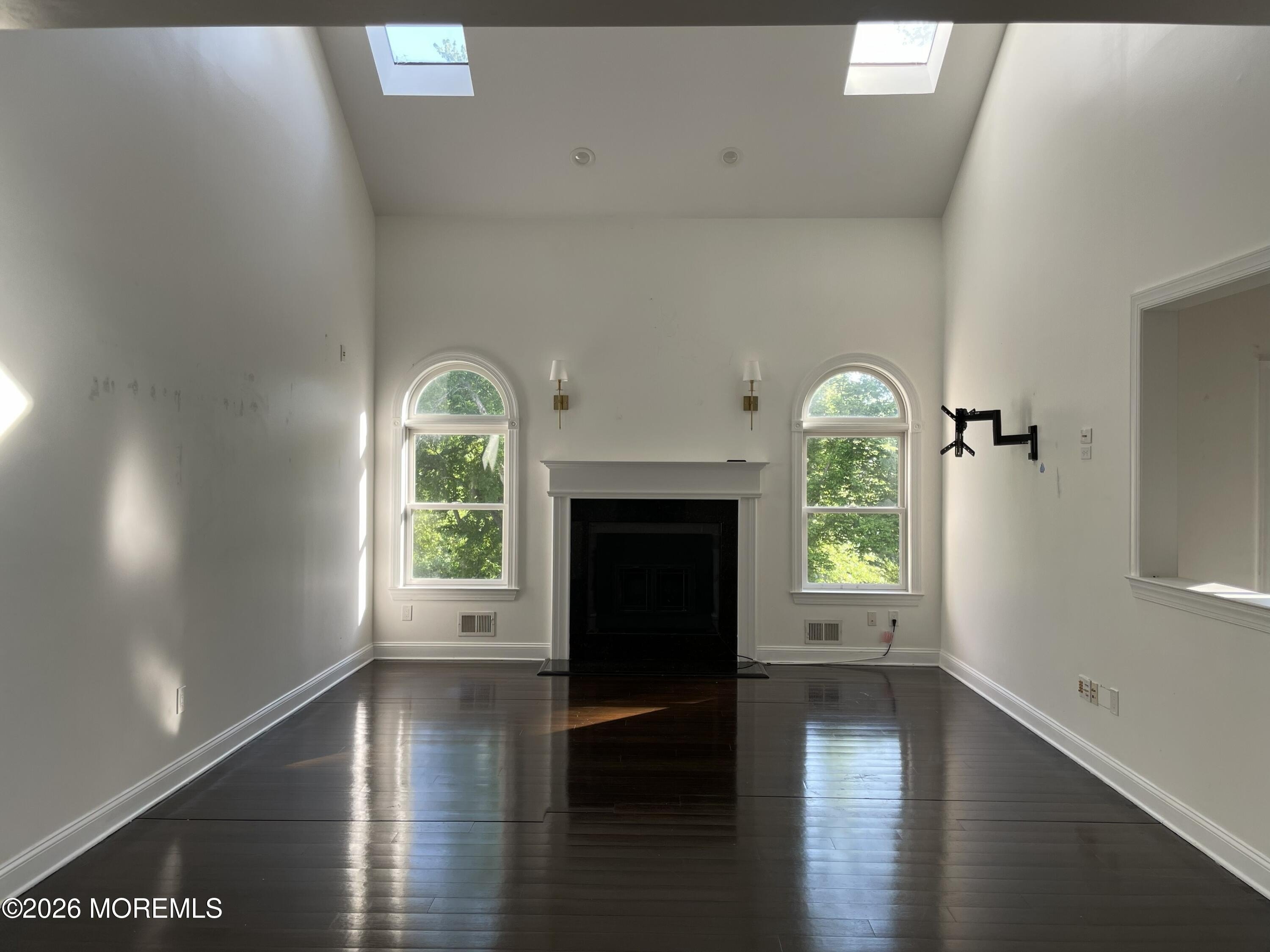 15 Hope Dr – photo 5