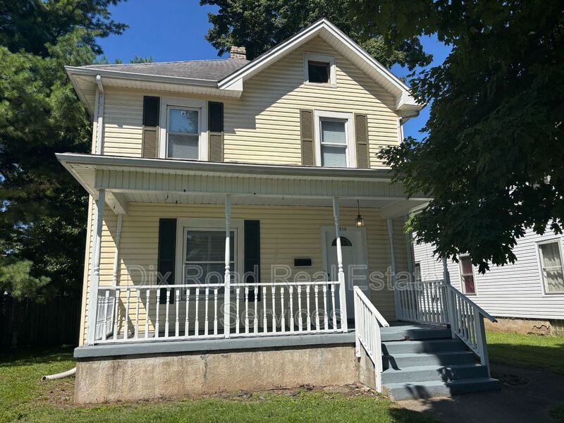 210 Monroe St – photo 1