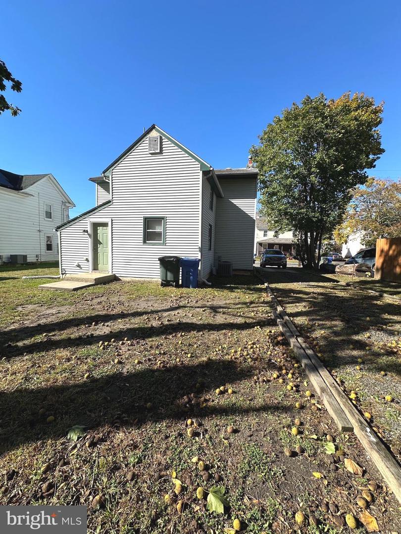 14 Williams St – photo 3