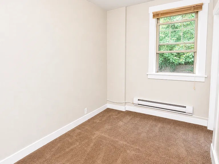 5619 Hobart St unit A-4 – photo 4
