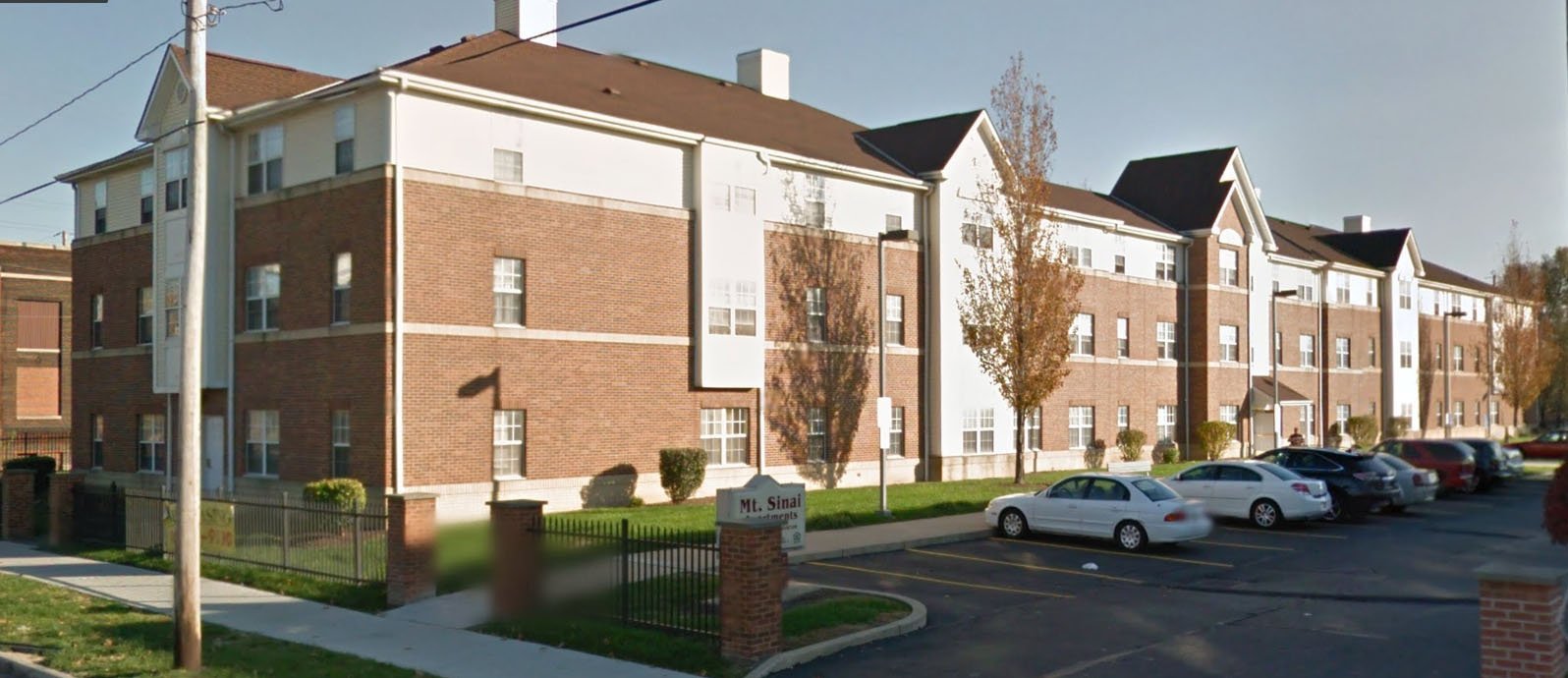 7600 Woodland Ave – photo 1