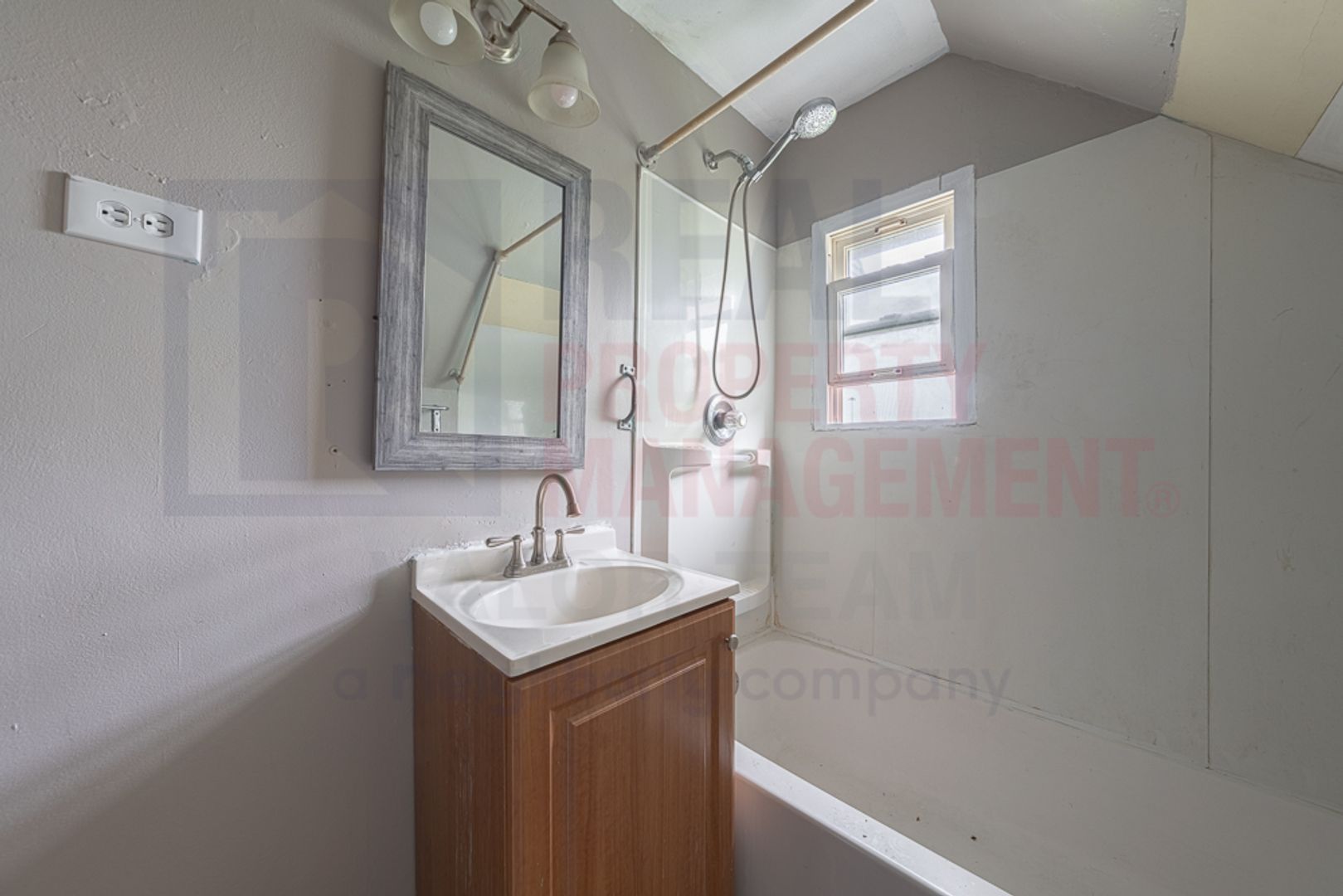 4242 Mapledale Ave unit Unit #3 – photo 5