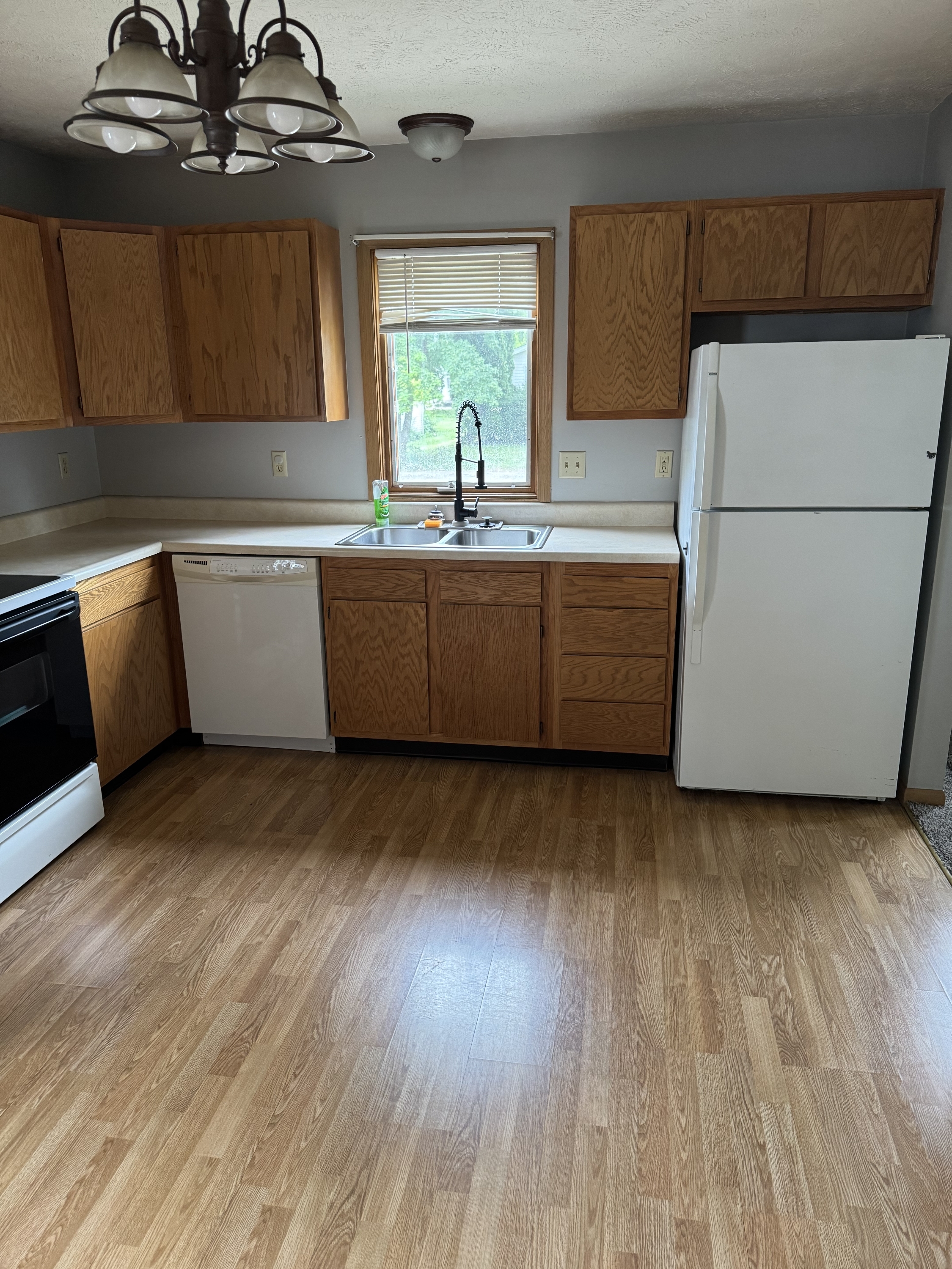 705 E Timber St – photo 4