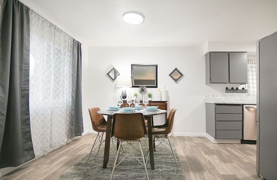 341 24th Ave – photo 5