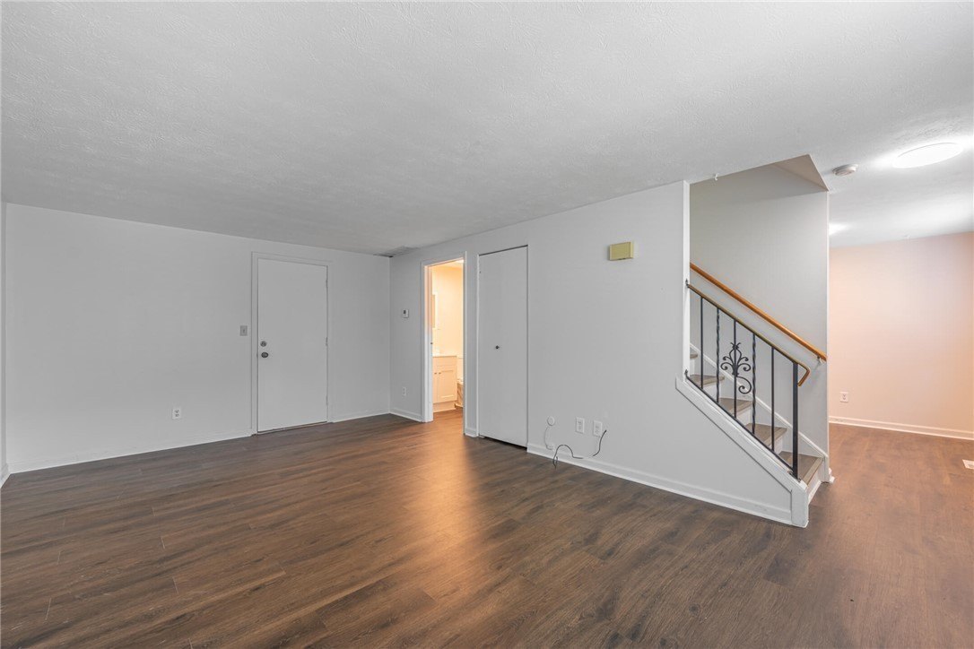1643 Mars Hill Dr – photo 2