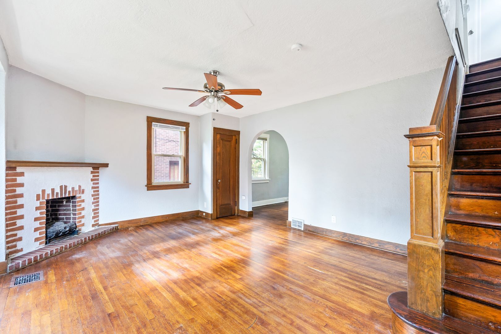 2043 Boggs Ave – photo 2