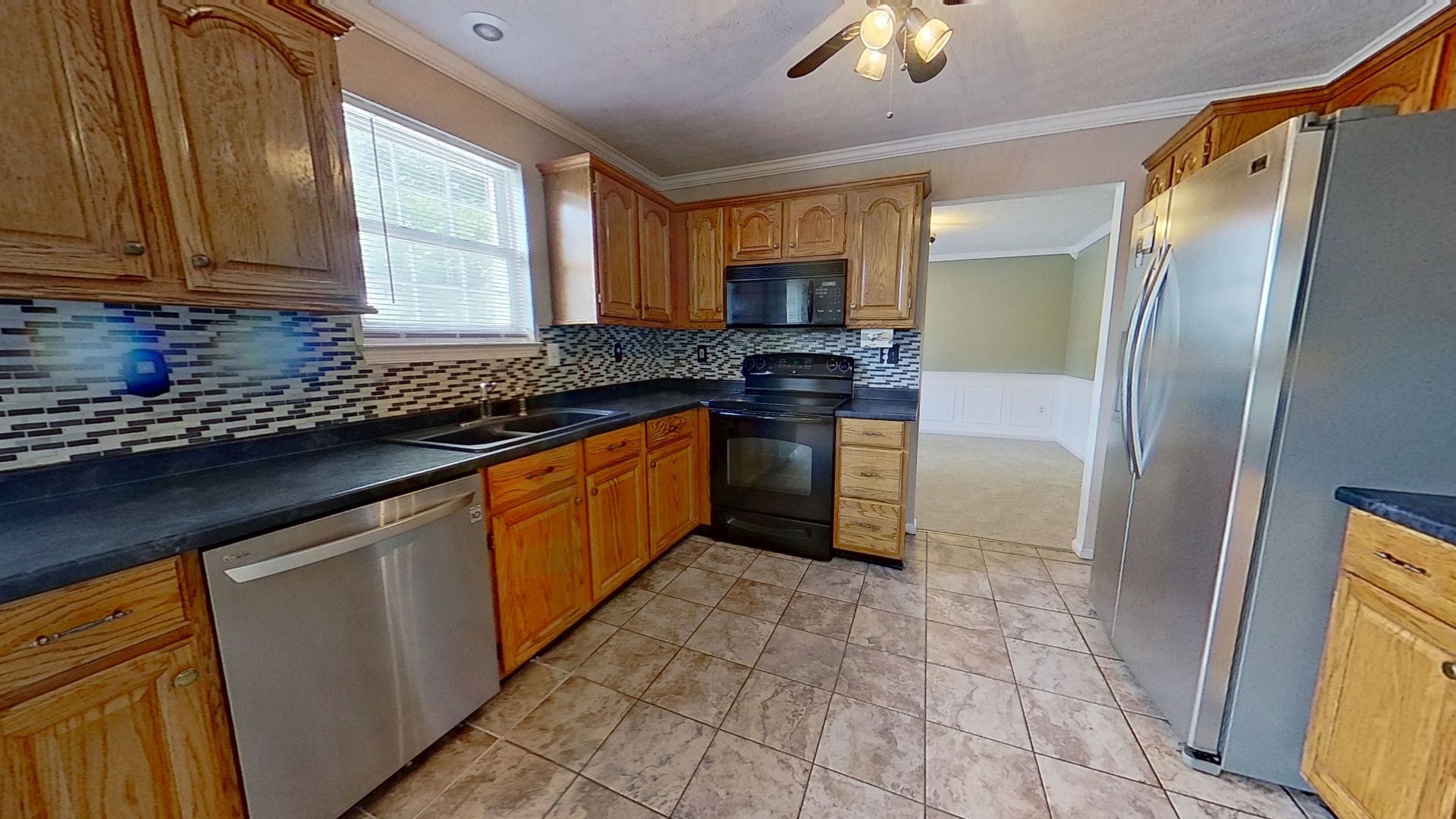 110 Hershey Cir – photo 3