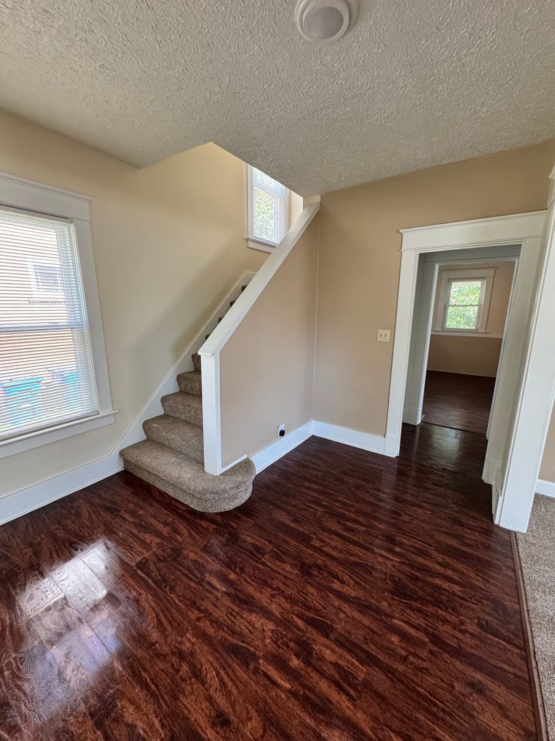 119 Olive St – photo 3