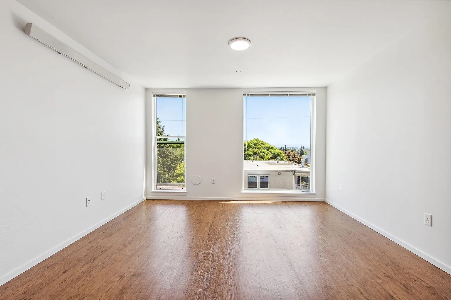 Eclipse Fremont Apartments – photo 4