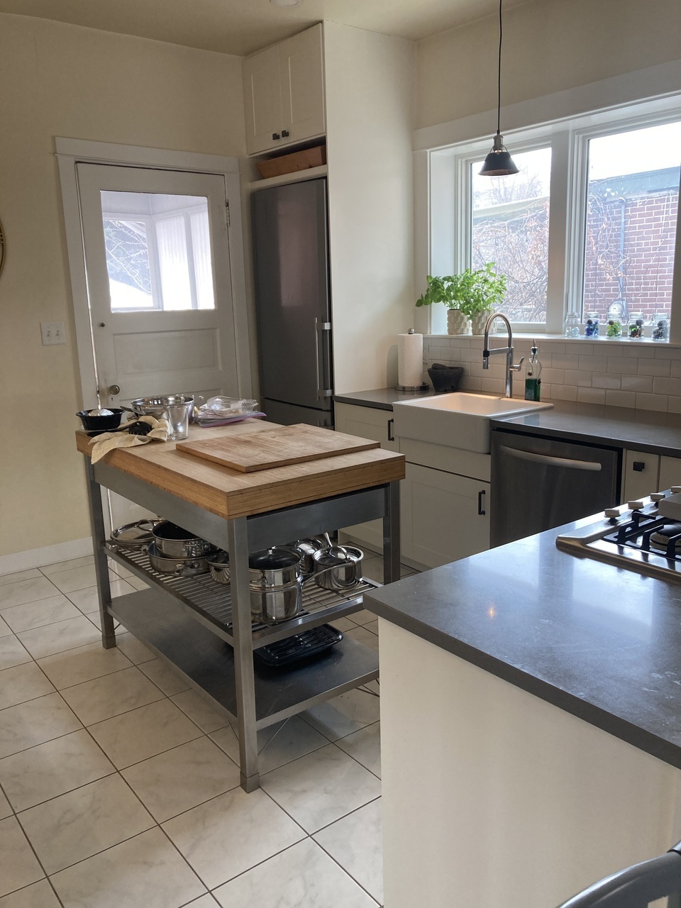 1010 Hollywood Ave – photo 3