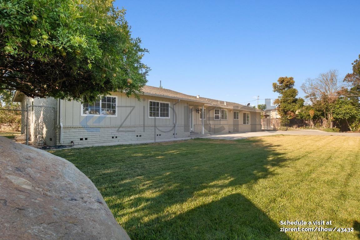 6404 E Woodward Ave – photo 4