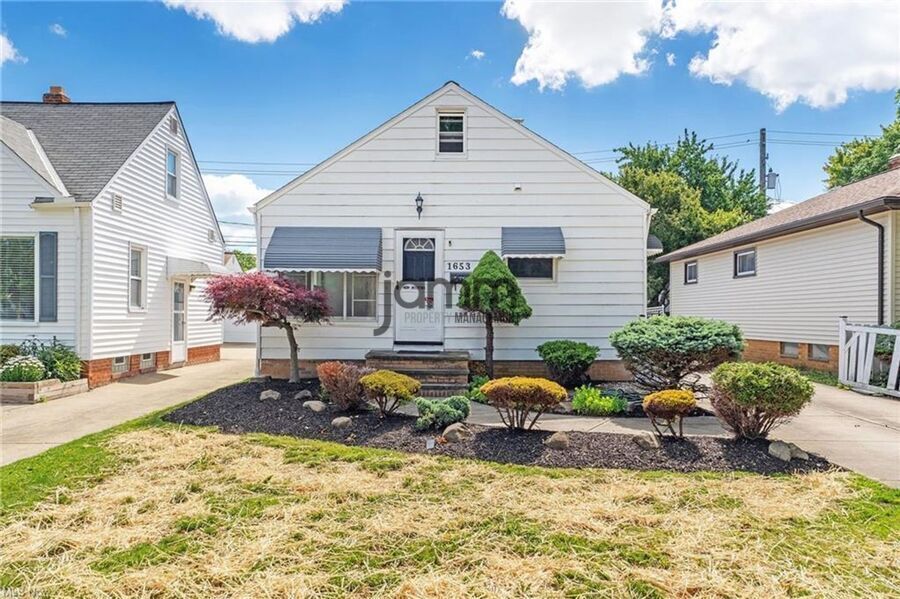 1653 Woodhurst Ave – photo 2