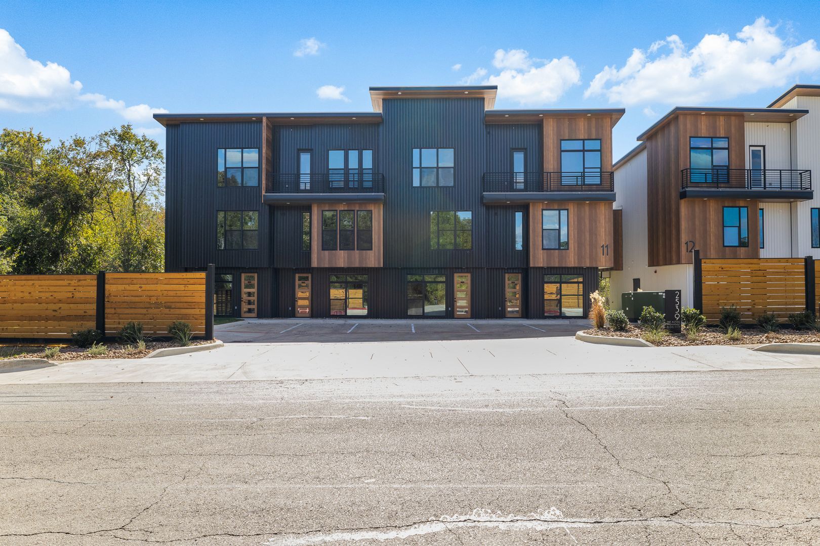 2539 E Villa Maria Rd – photo 3
