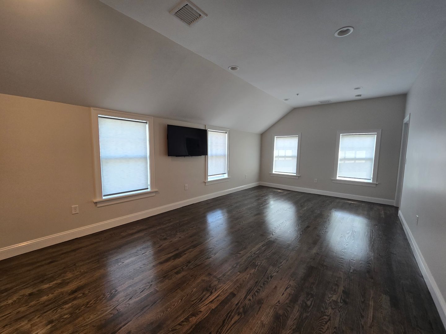 277 St George St unit (285 SGS) U:203 – photo 5