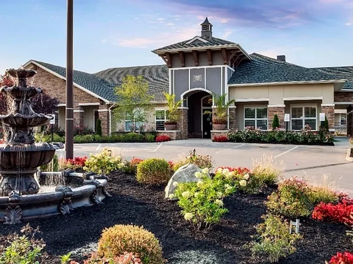 Century Middletown – photo 1