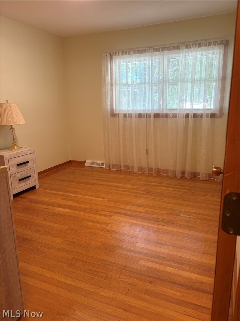 6894 Lalemant Dr – photo 4