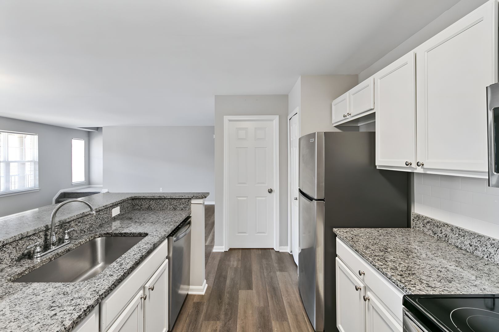 538 Napa Valley Dr – photo 4