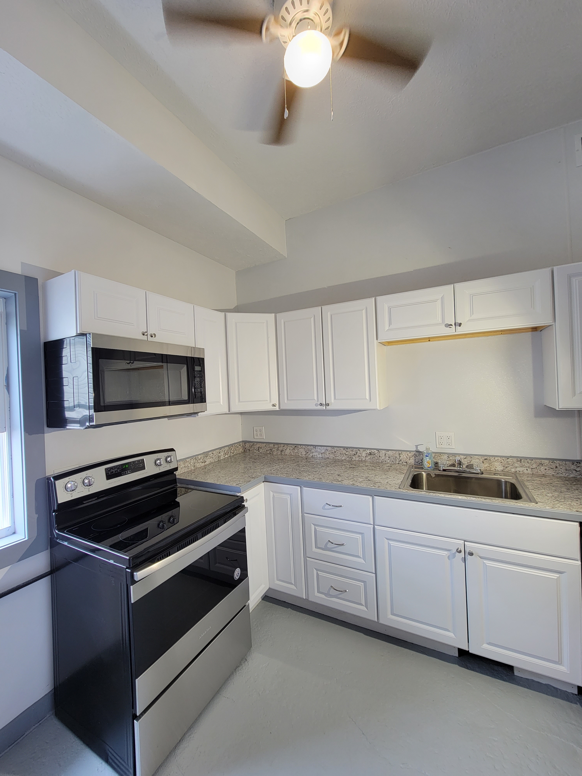 808 E Water St unit B – photo 1