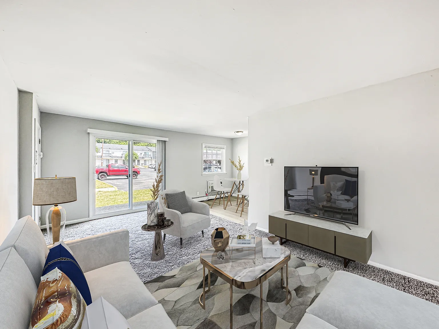 Regency Court – photo 2