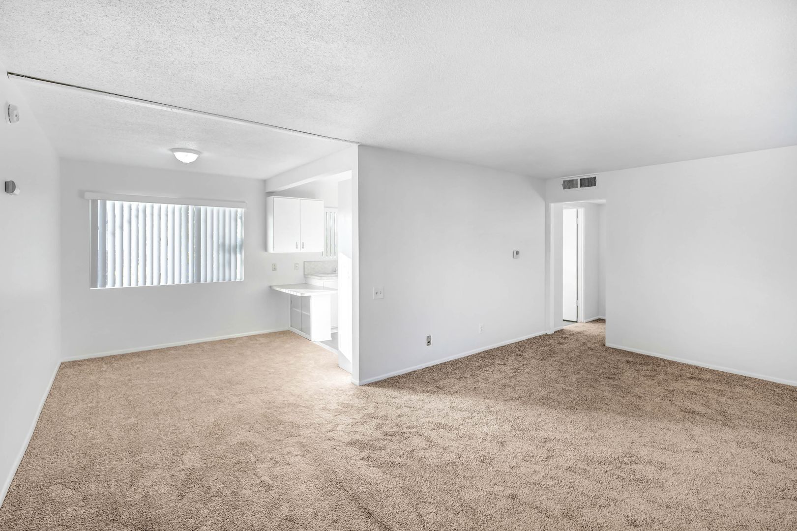 1551 E Date St unit 10 – photo 5