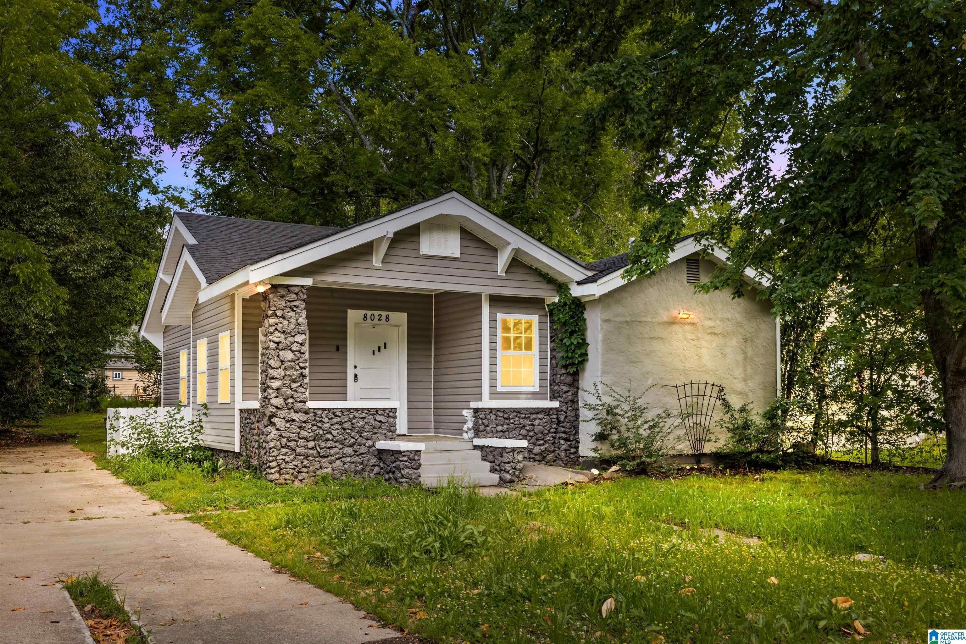 8028 5th Ave N – photo 1