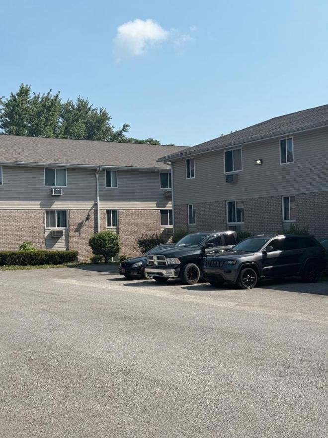 834 E Midlothian Blvd – photo 3
