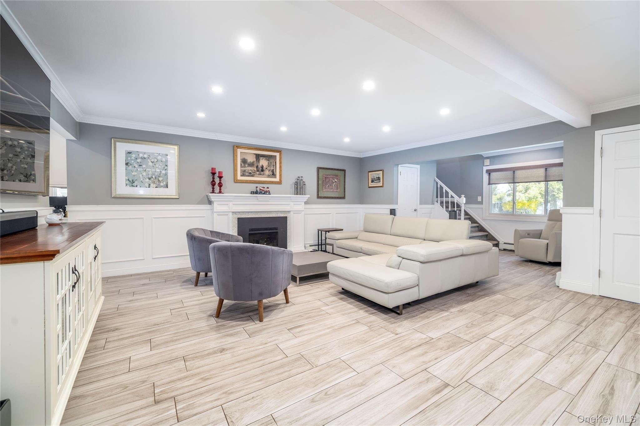 140 Baltimore Ave – photo 2