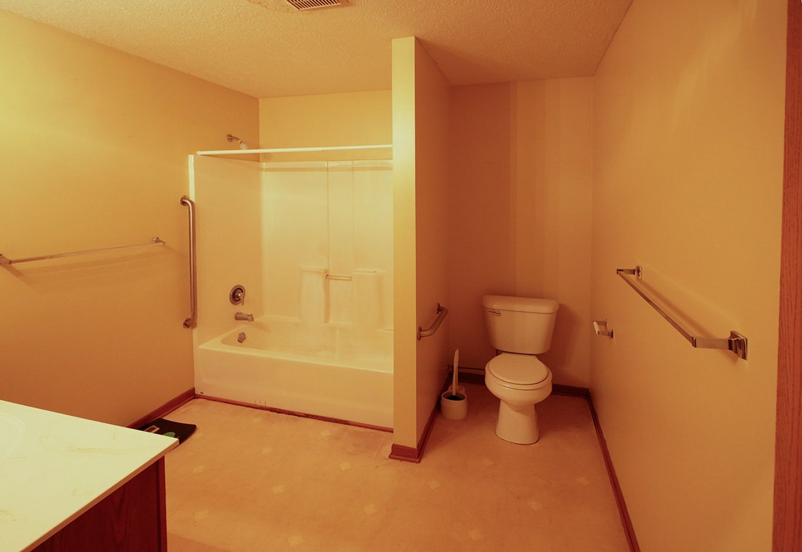 1364 Bluestone Ave unit I – photo 4