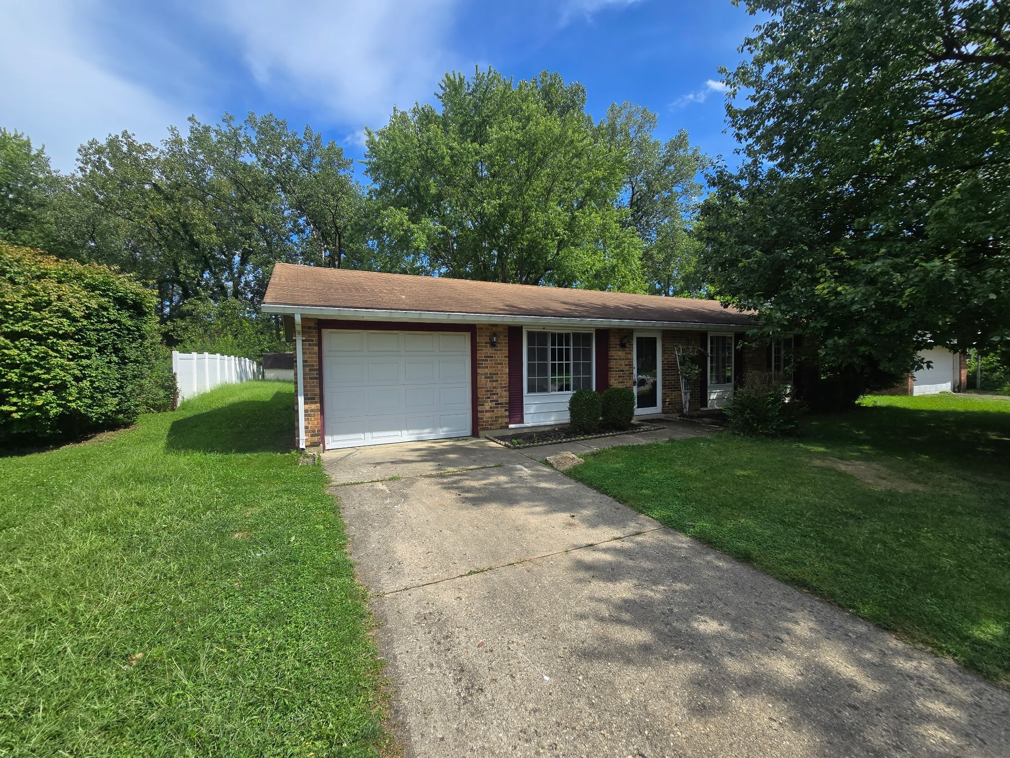 5172 Saum St – photo 1