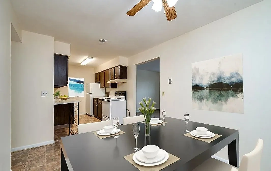Spring Creek Apartments – photo 4