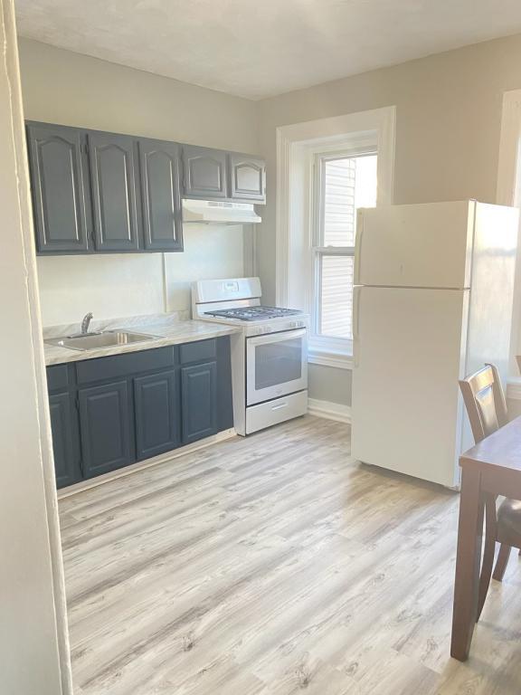 215 S 5th St unit # 2R – photo 1