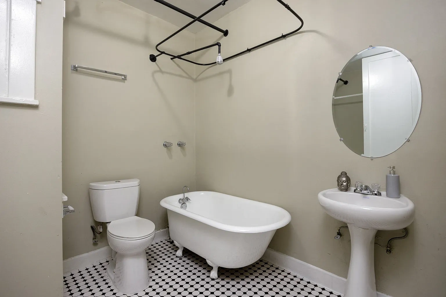 The Gatsby Apartments – photo 1