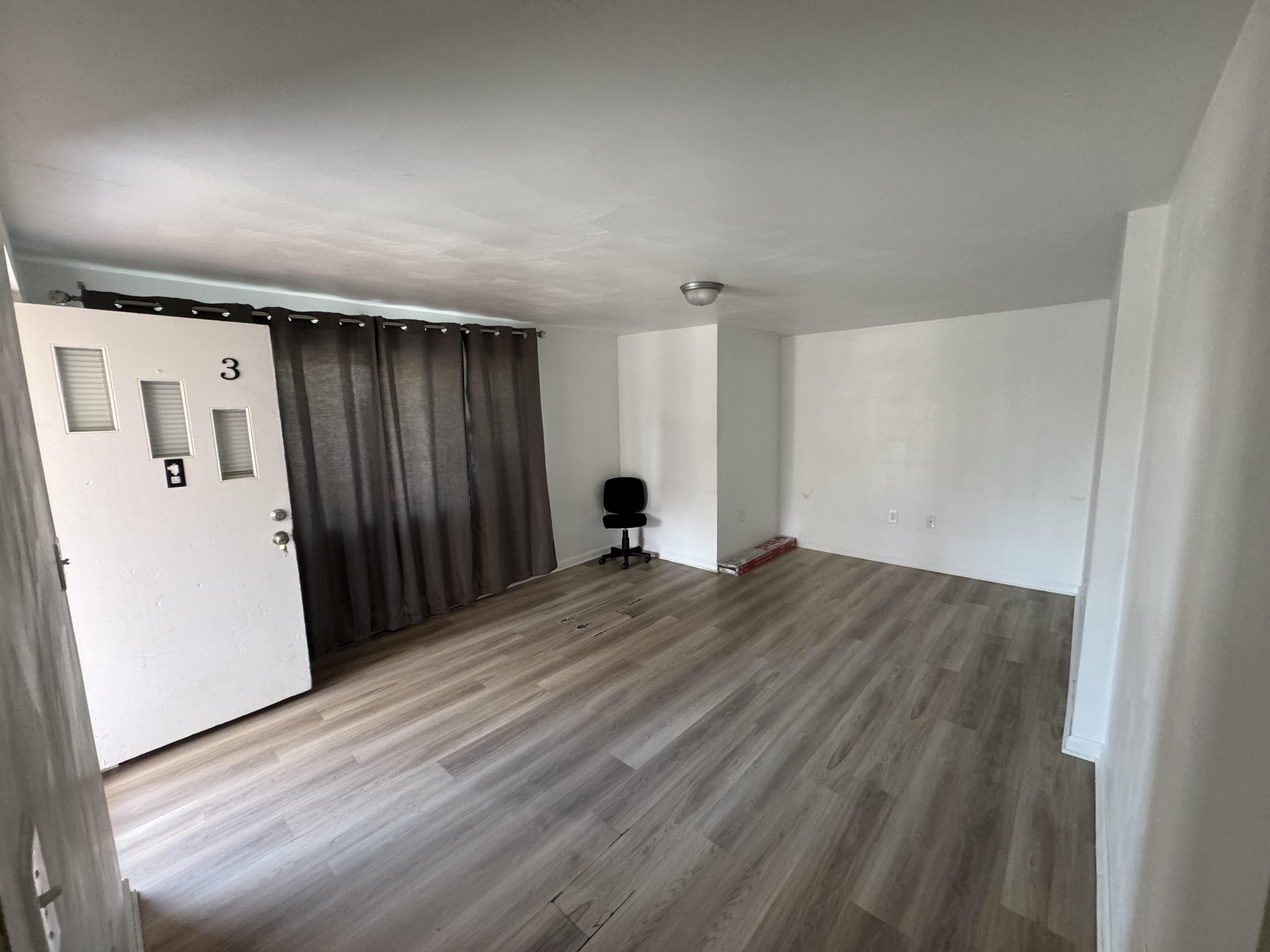 603 Strand Rd NE unit 3 – photo 4