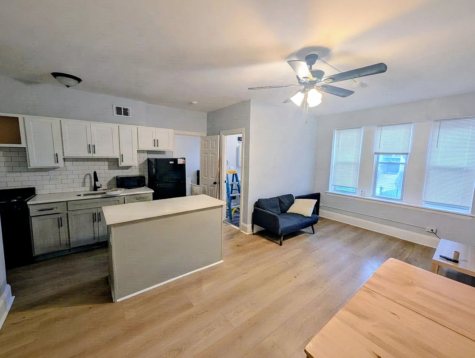 Blackstone Castle - 5135 S Blackstone – Floor plan