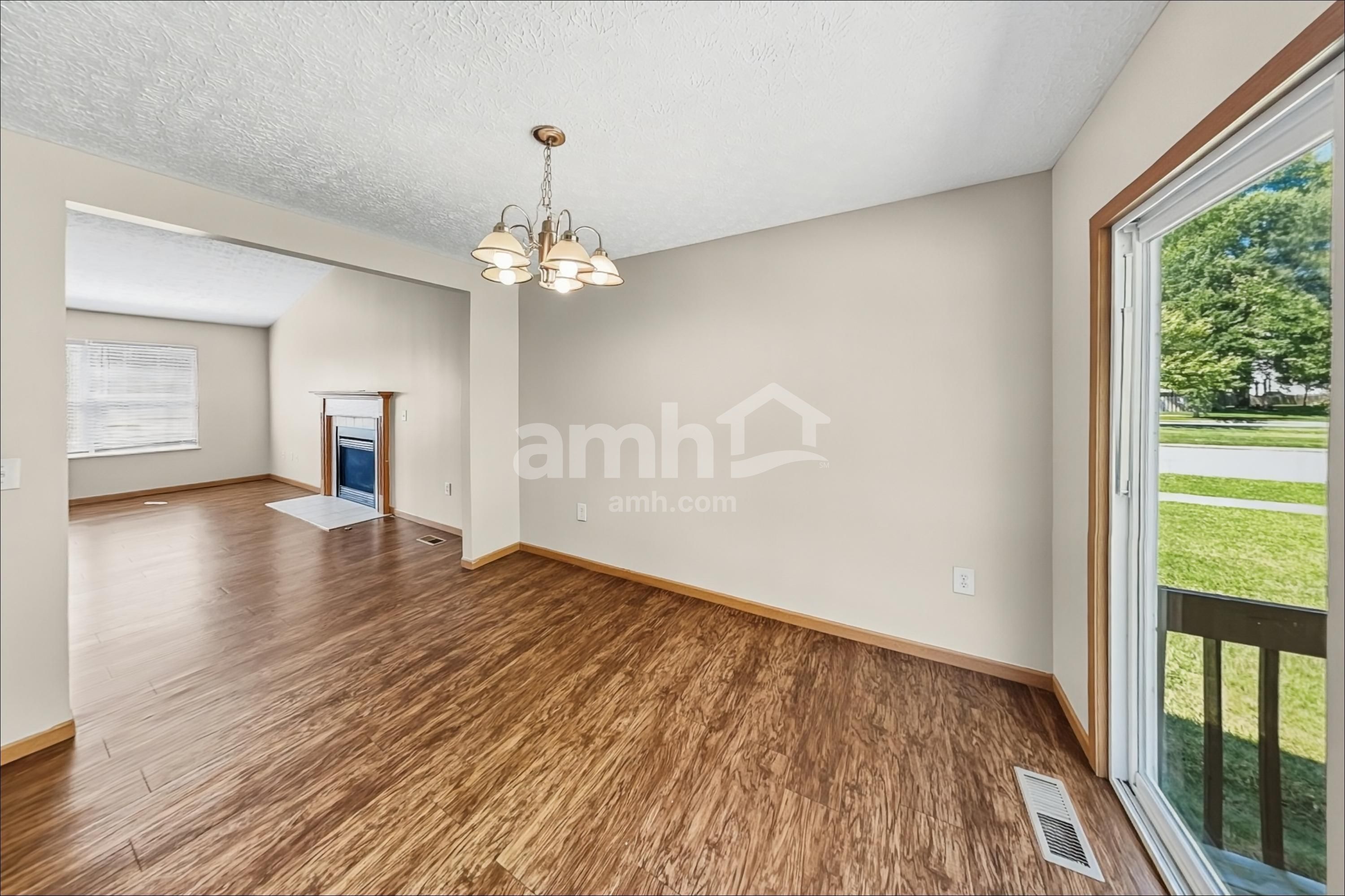 398 Flat River St – photo 4