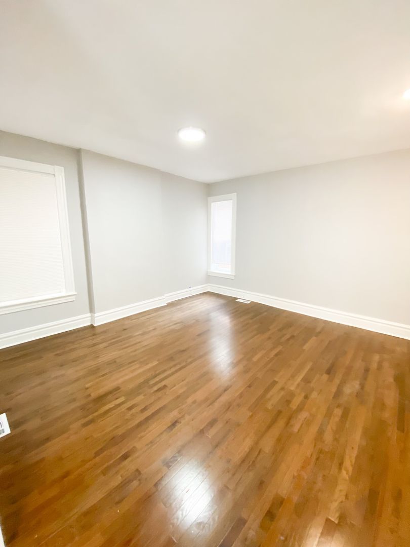3257 Oregon Ave – photo 1