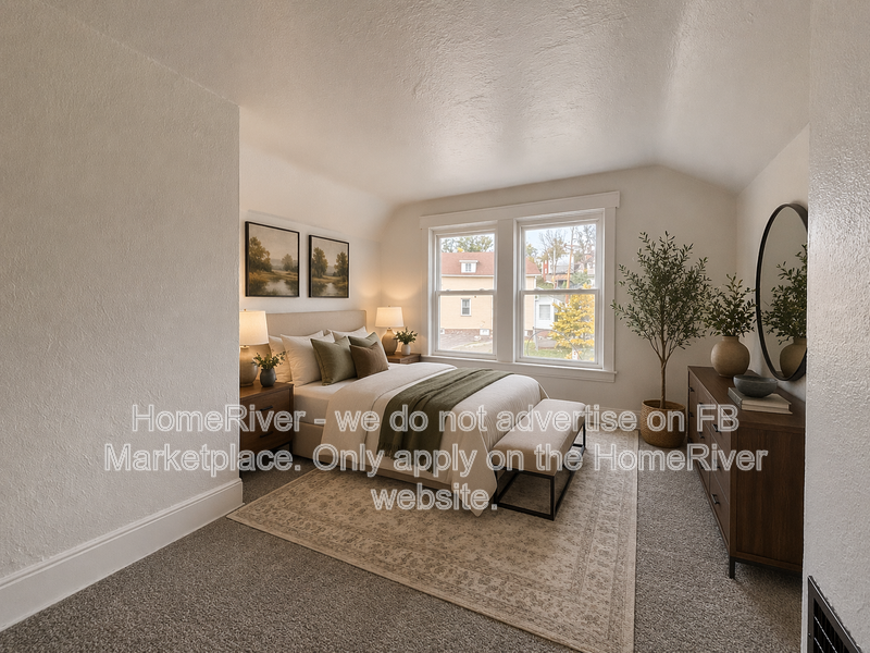 302 Mathews Ave – photo 5