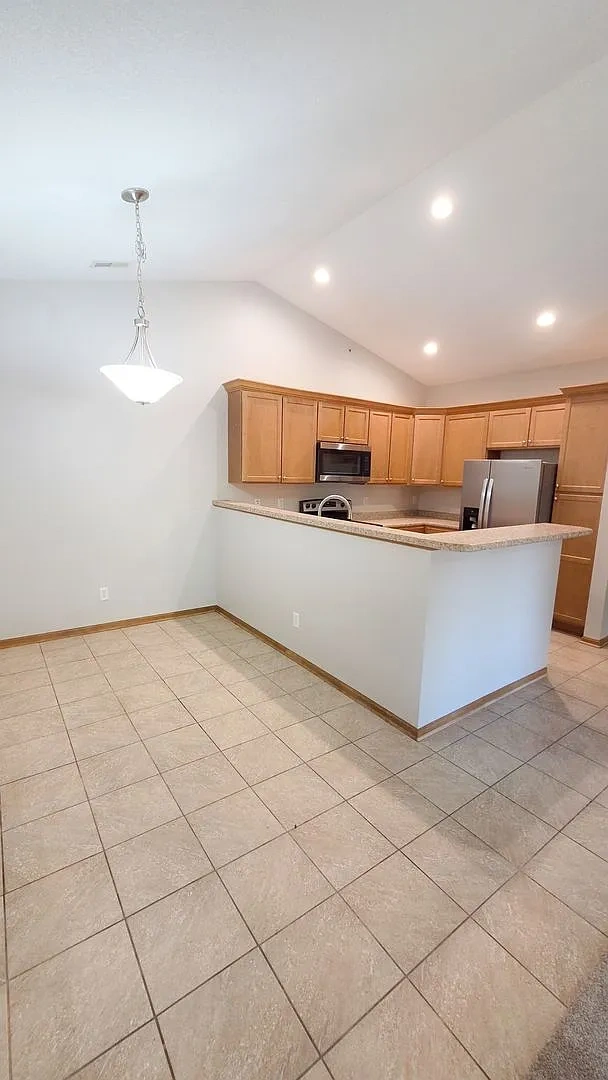 Meadow Court Apartments – photo 3