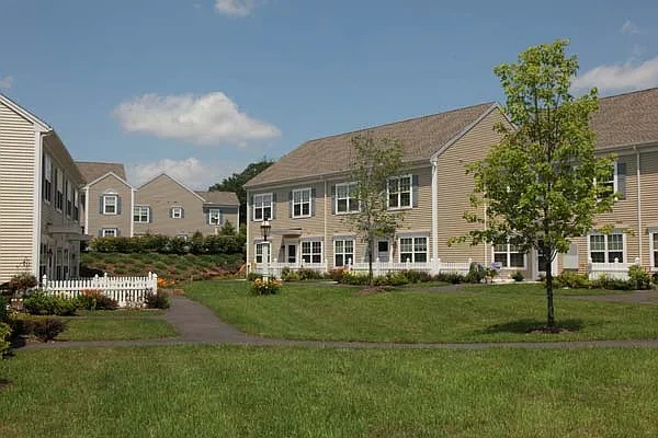 Hillcrest - 62 And Older Senior Living – photo 3