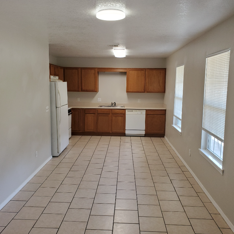 606 Jason Pl – photo 4