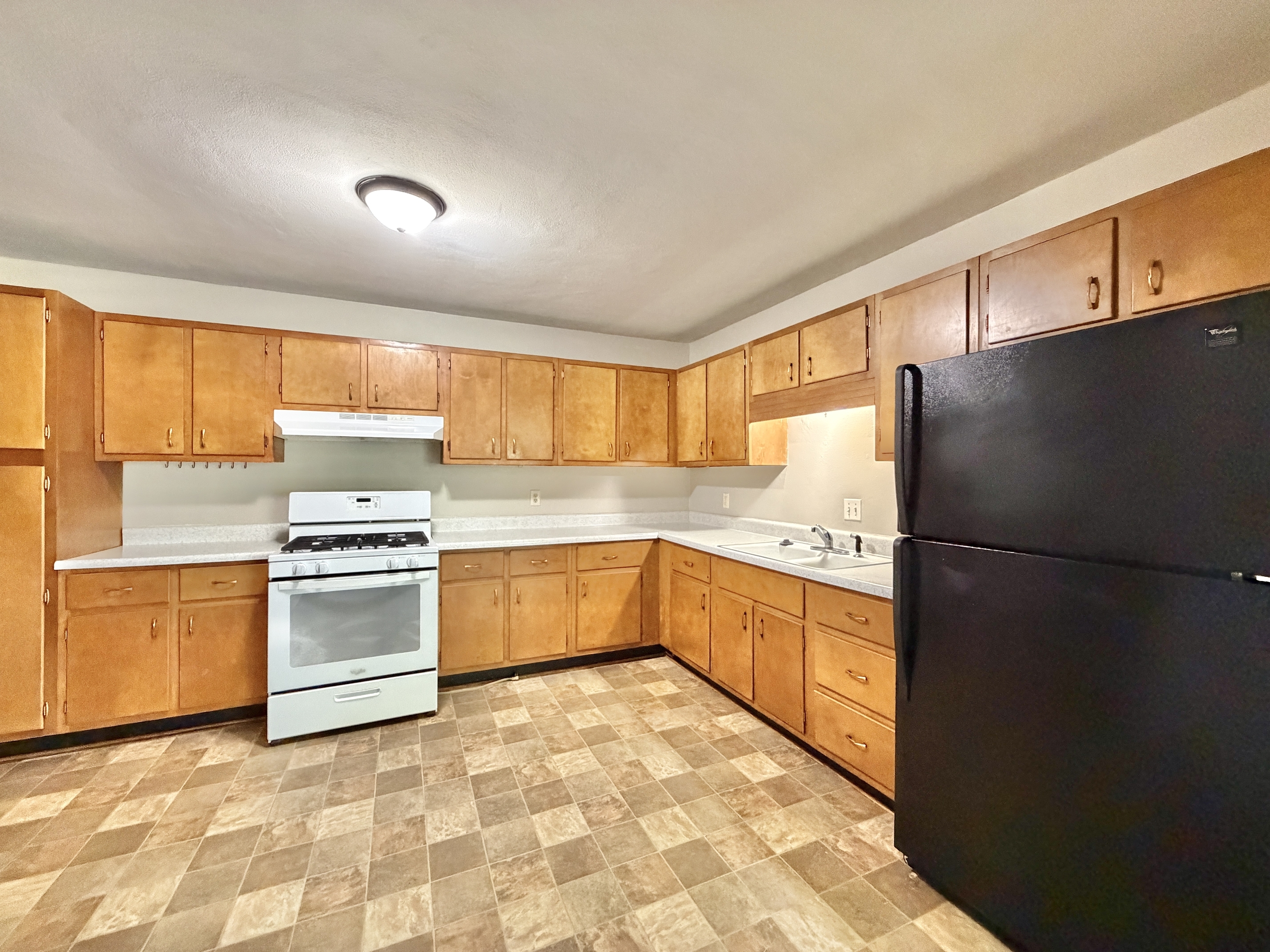 236 Walworth St unit 6 – photo 4