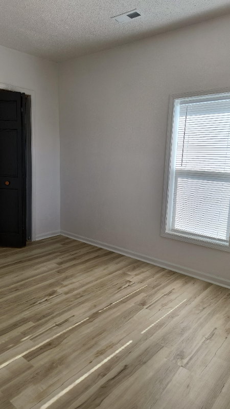 207 E Mechanic St unit 207 1-2 E. Mechanic St – photo 5