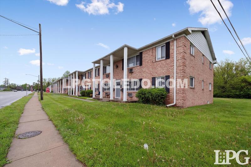 3310 Arlington Ave unit 8 – photo 2
