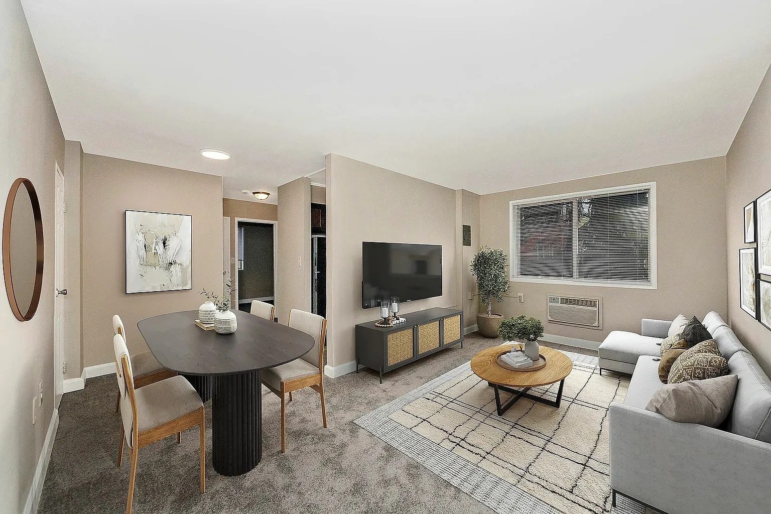South Pointe Apartments – photo 4