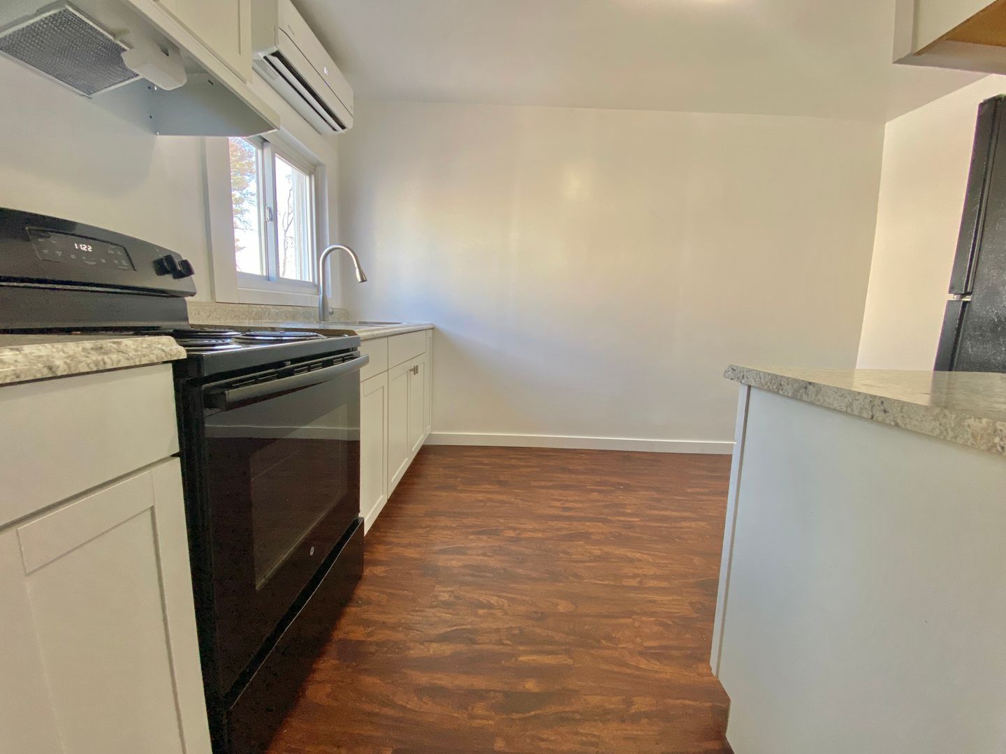 432 Albany Ave unit Unit 1 – photo 2
