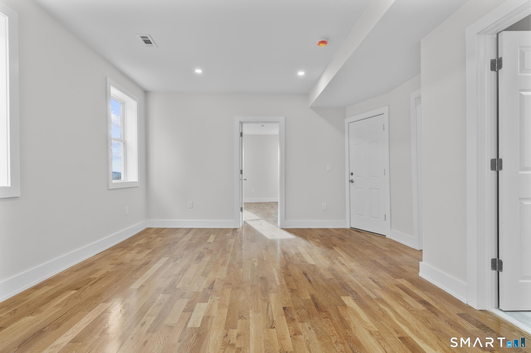 54 Plaza Ave #2 – photo 2