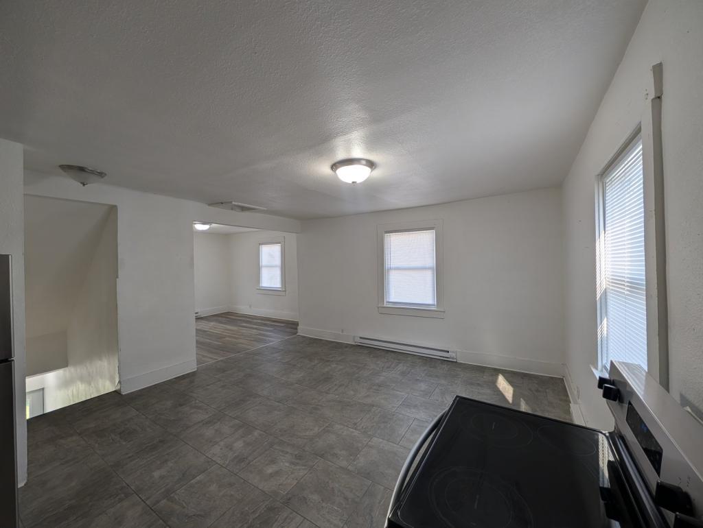 501 N Main St – photo 4