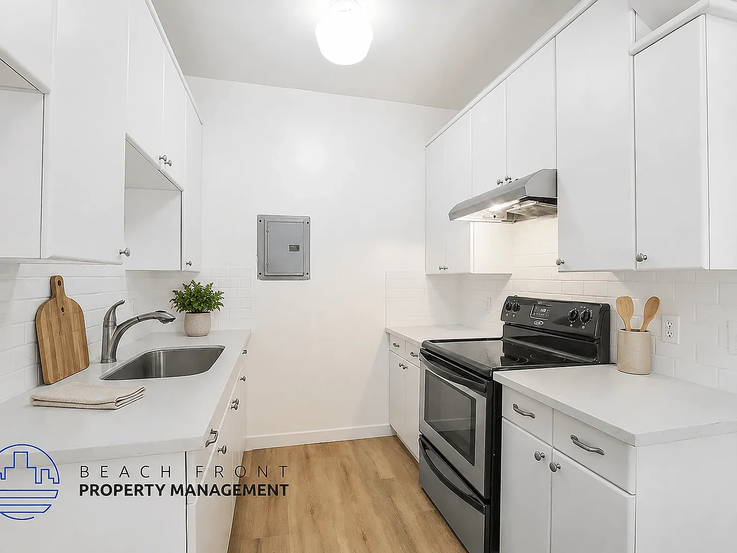 26 Alamitos Ave. – photo 2