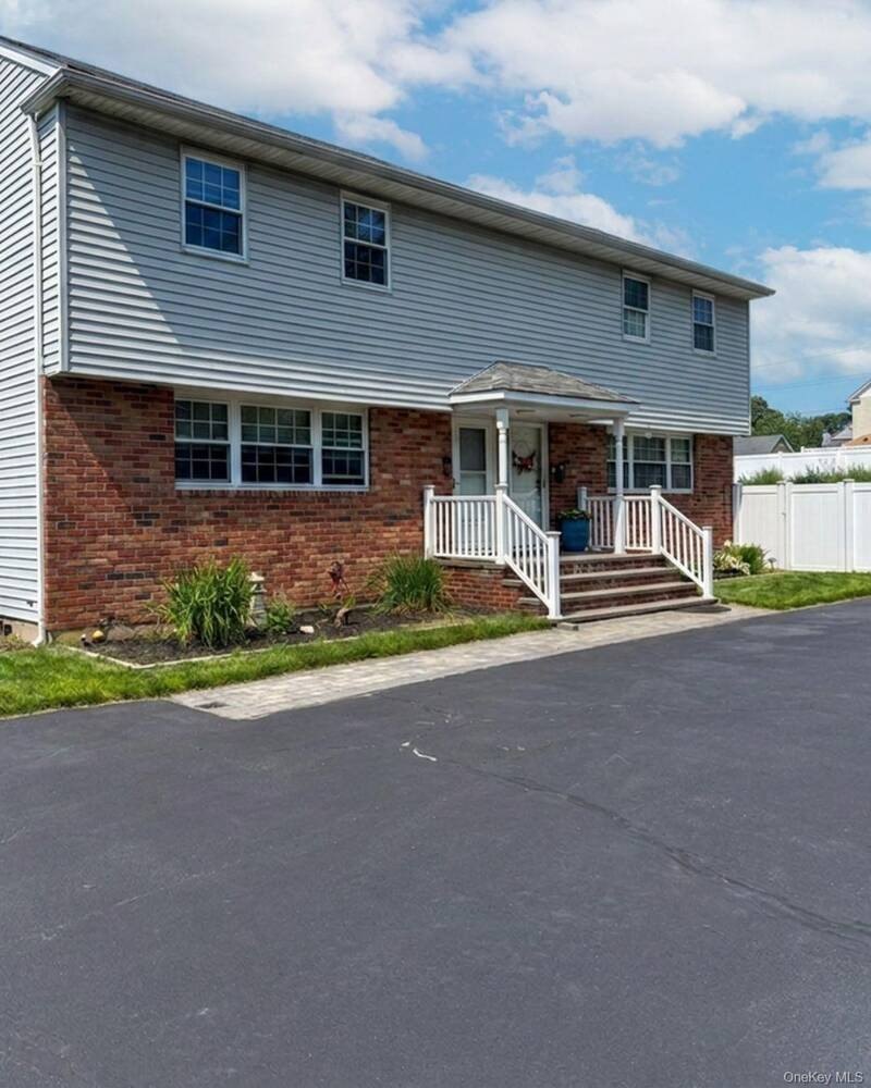 99 Washington St – photo 1