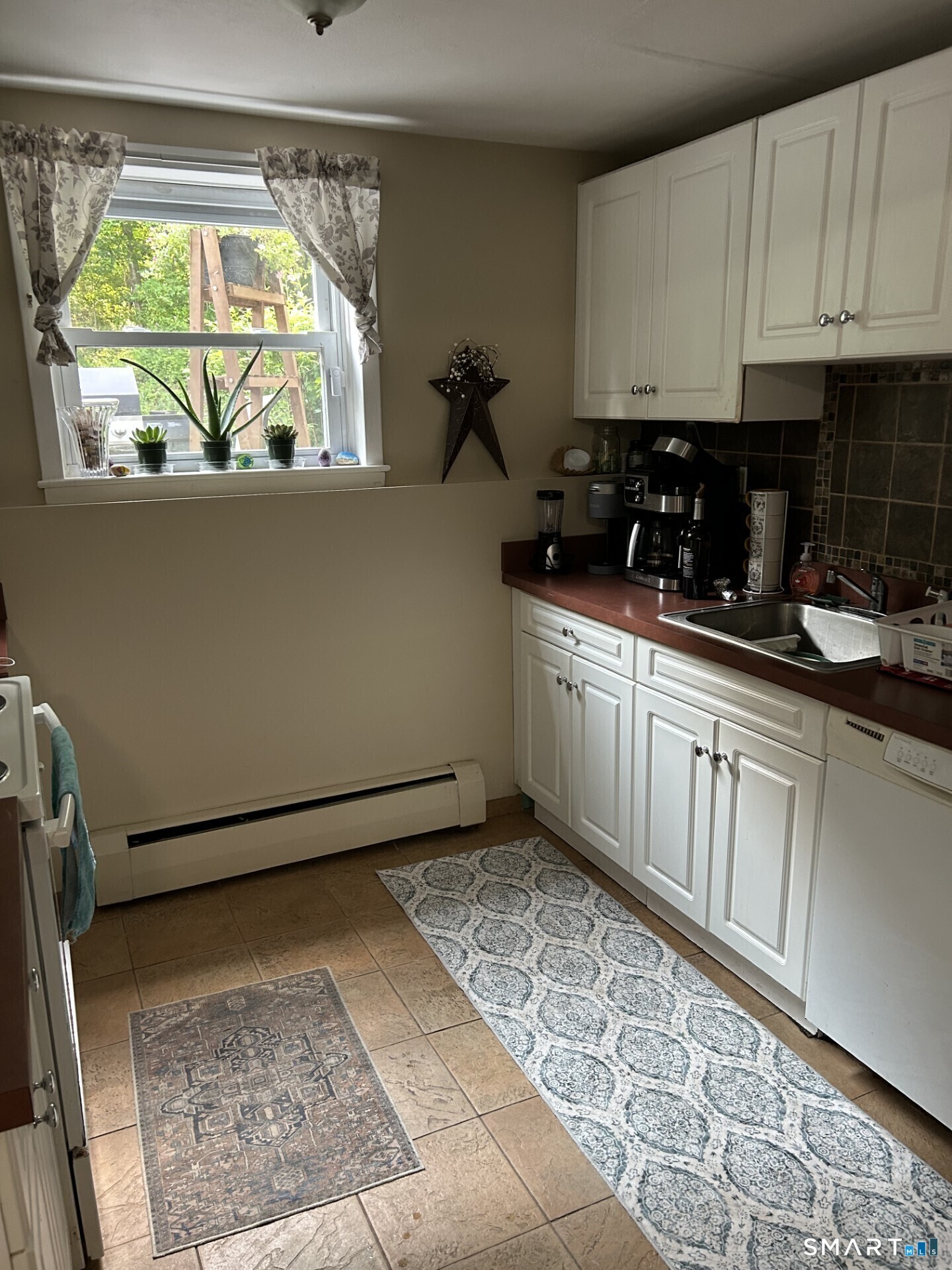 15 Earl Ave – photo 4